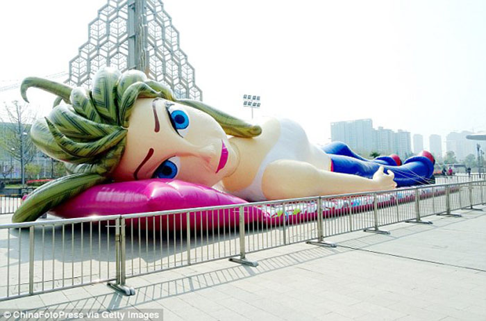 Inflatable Woman in China